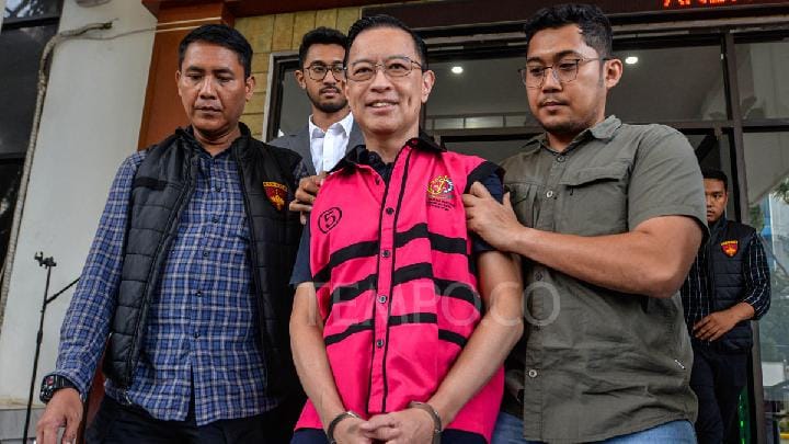 Nilai Rocky Gerung untuk 10 Tahun Jokowi: Dinasti Politik dan Warisan Beban untuk Prabowo Subianto
