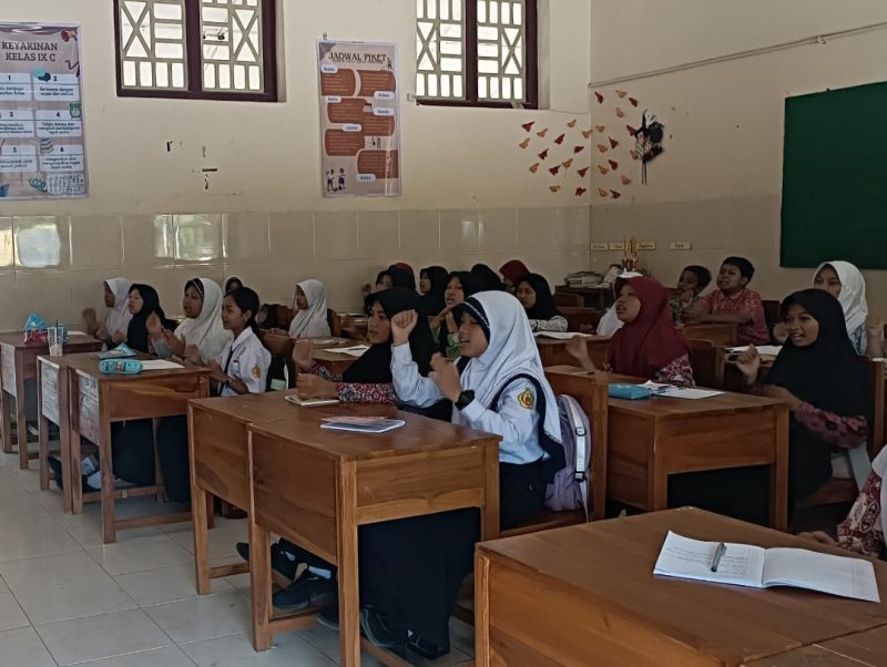 Pelajar SMP Negeri 1 Blora.