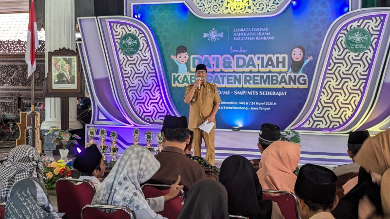 Bupati Rembang, Harno.
