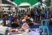 Suasana di Halaman Masjid Moetiah Blora pada saat penyembelihan hewan qurban.
