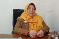 Kabid Pelayanan RSUD R. Soetidjono, dr. Farida Laela diruang kerjanya.