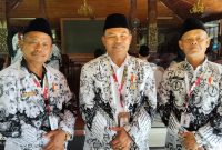 Tengah, Ketua PGRI Kabupaten Blora, Yatni.