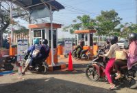 Layanan E Parkir pintu keluar Pasar Sido Makmur Blora.