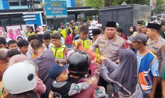 Polres Blora Bagi Takjil dan 300 Paket Beras, Ajak Masyarakat Jaga Kondusivitas Ramadhan