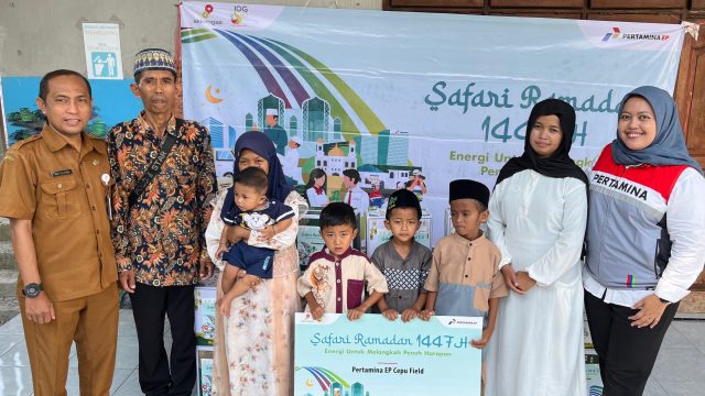 Perkuat Kepedulian Sosial, Pertamina EP Cepu Bagikan 1.285 Paket Sembako di 40 Desa