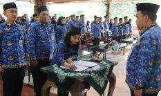 Tegaskan Tak Ada Jual Beli Jabatan, Bupati Lantik 191 Pejabat